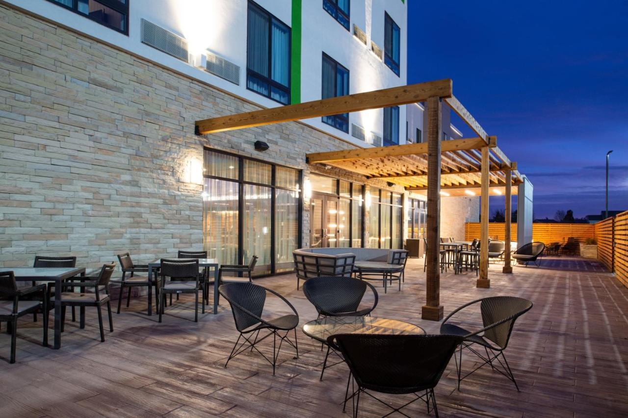 Courtyard Kansas City Olathe Exteriör bild