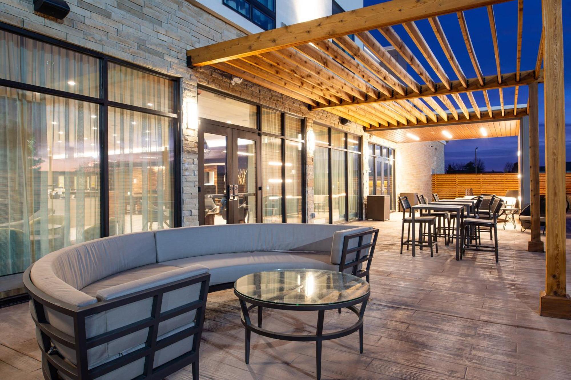 Courtyard Kansas City Olathe Exteriör bild